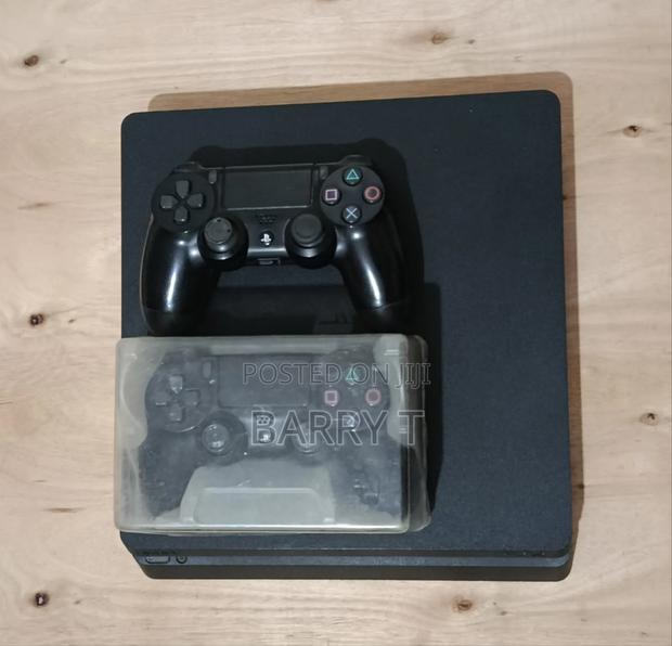 Playstation 4 - main view