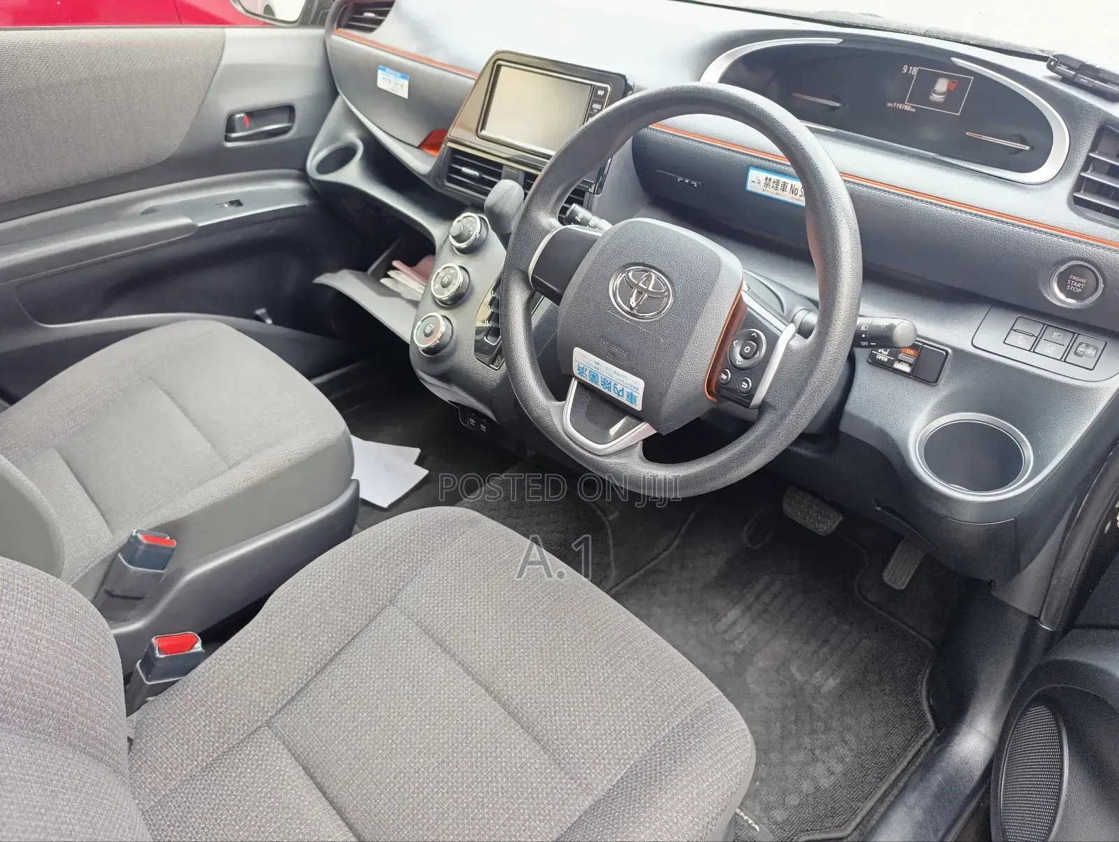 Toyota Sienta 2019 Brown