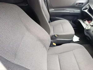 Toyota Sienta 2019 Brown