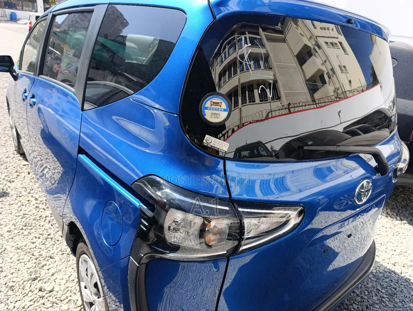 Toyota Sienta 2019 Blue