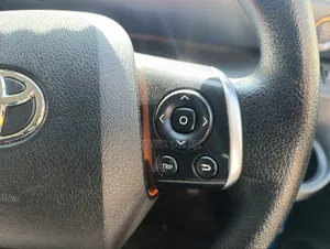 Toyota Sienta 2019 Blue