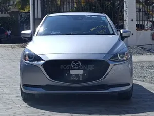 Mazda 2 2020 Silver