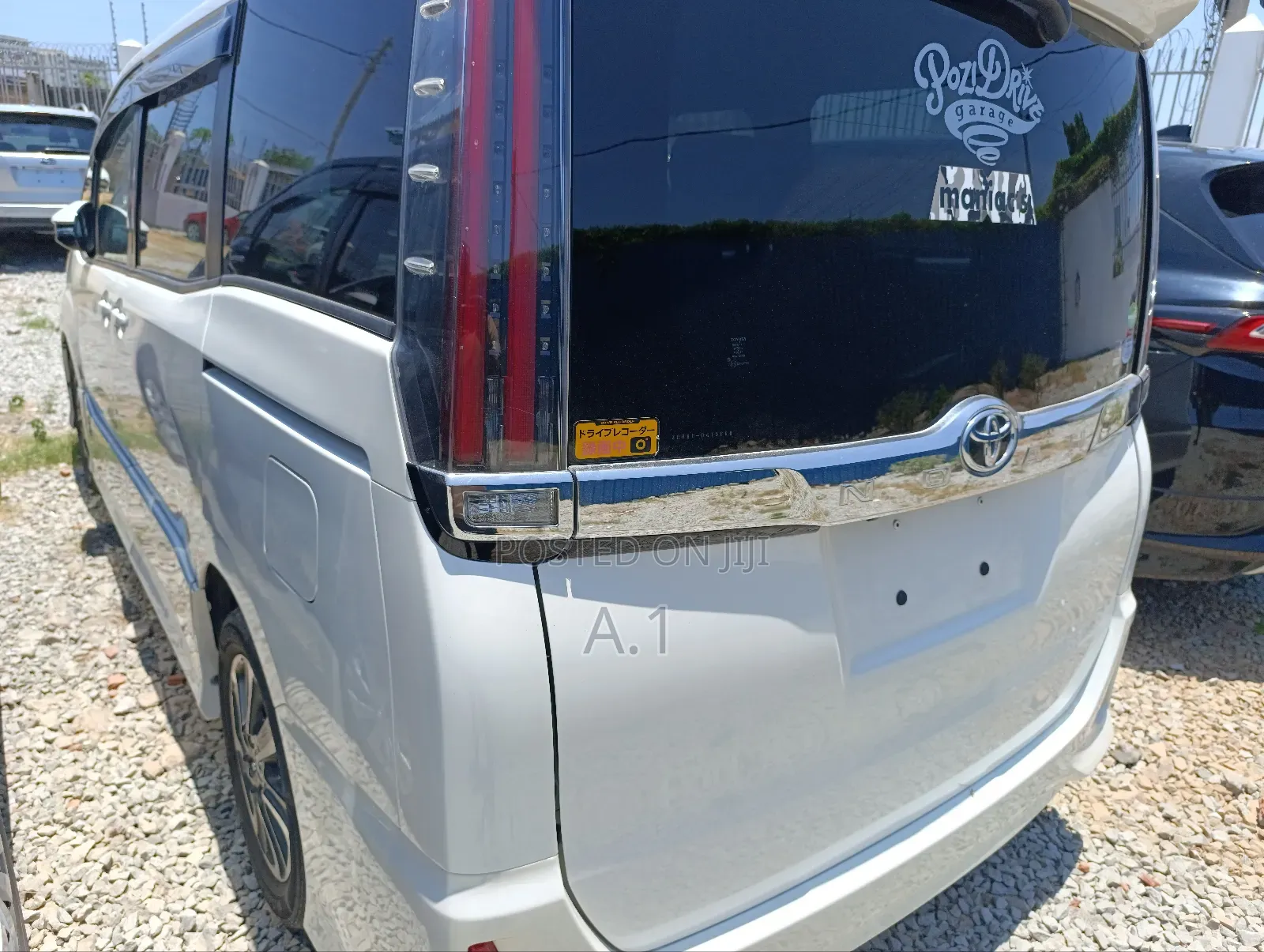 Toyota Noah 2.0 FWD (8 Seater) 2019 White