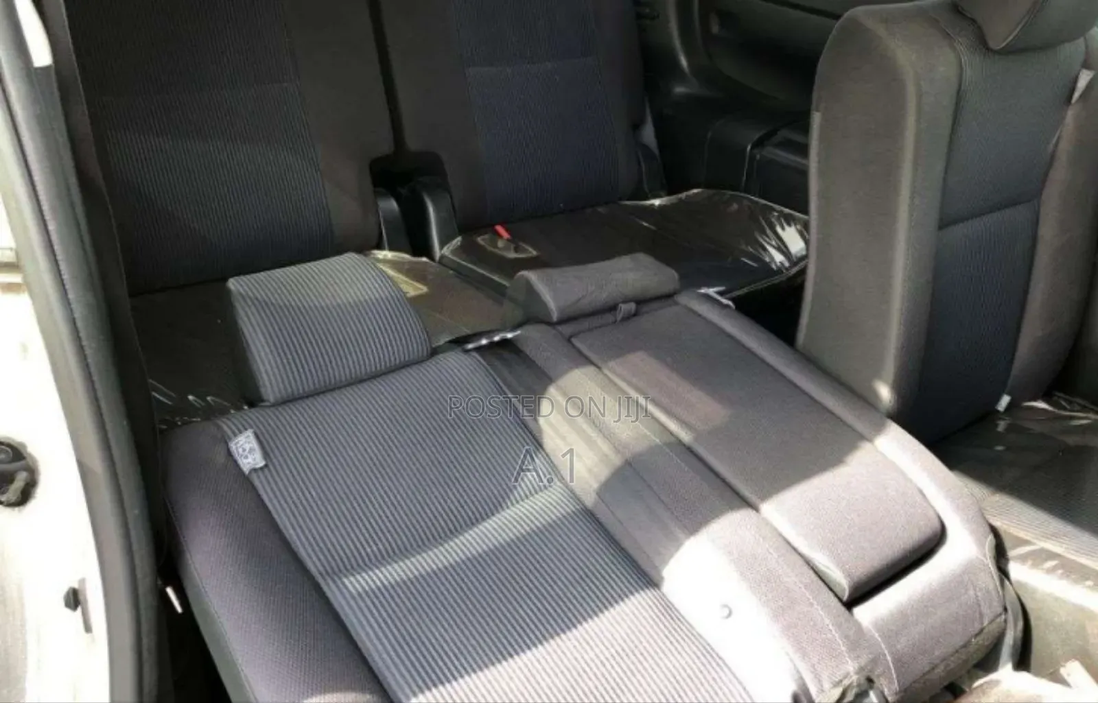 Toyota Noah 2.0 FWD (8 Seater) 2019 White