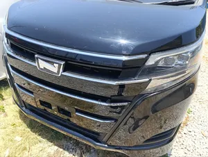 Toyota Noah 2.0 FWD (8 Seater) 2019 Black