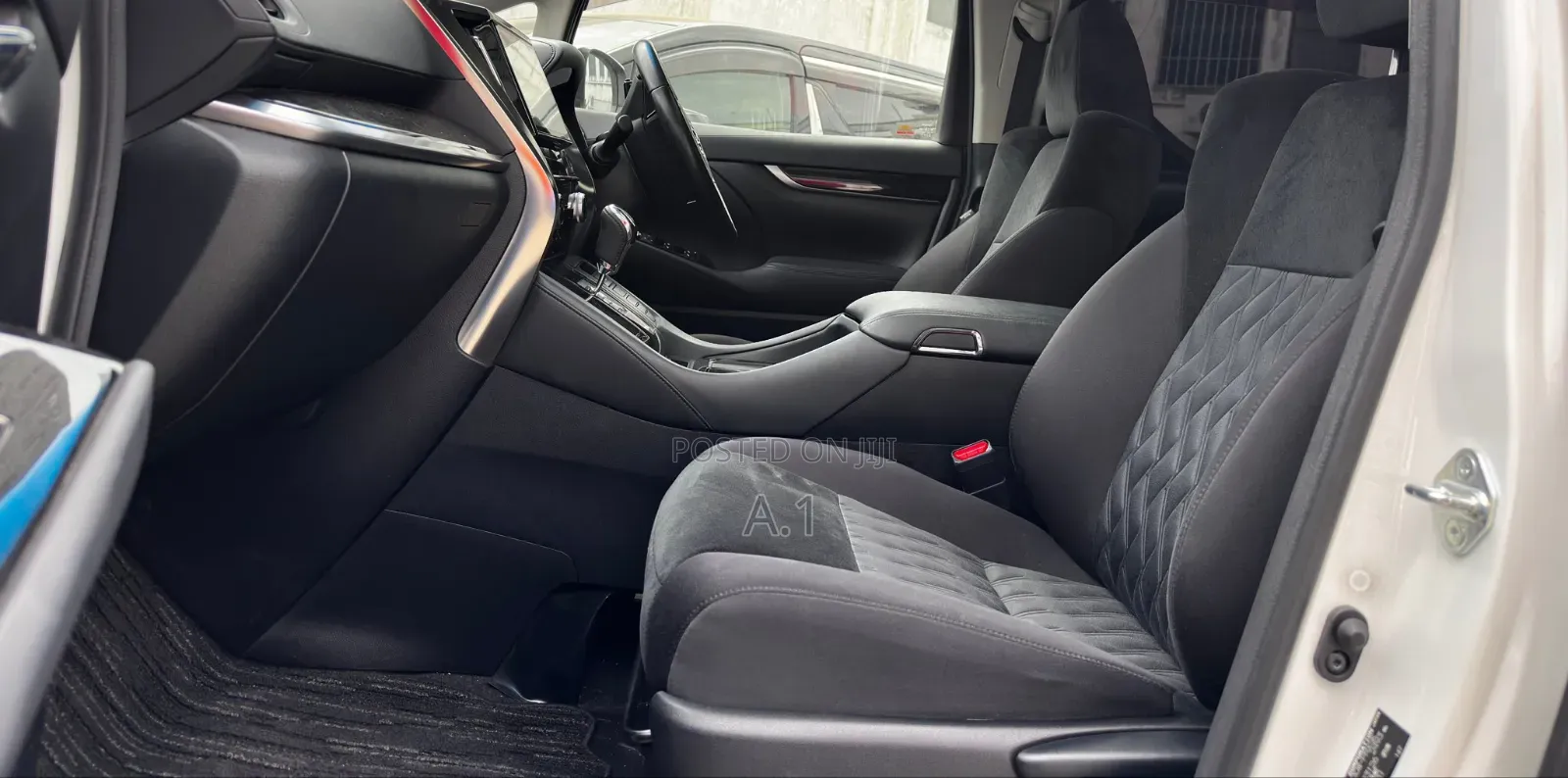 Toyota Alphard 2018 White
