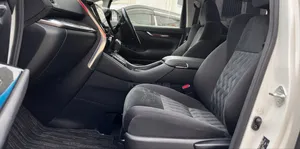 Toyota Alphard 2018 White