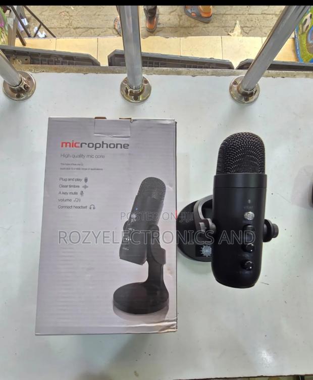Premium Quality Podcast/Table Microphone With Voice Cancellation