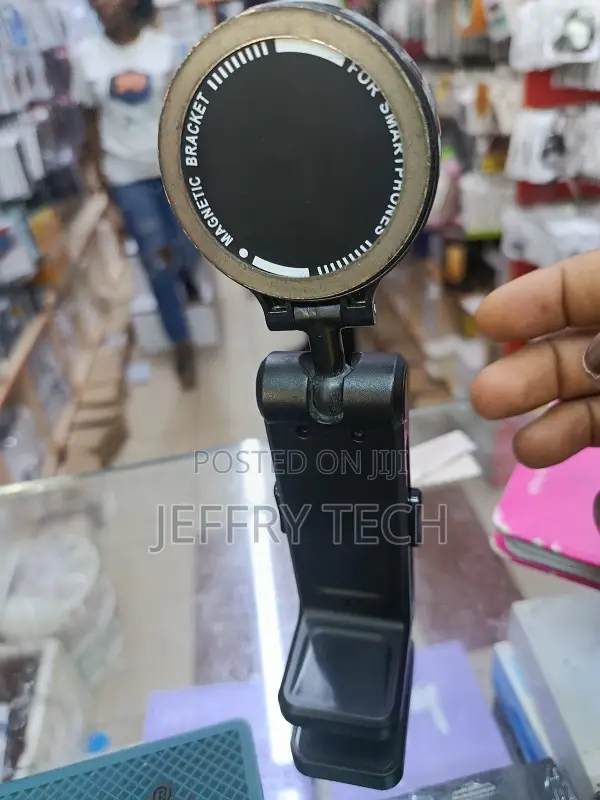 Magnetic Travel Phone Stand (Model No. 025-14), Which Uses N52 Grade
