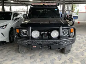 Toyota Land Cruiser 76 Series 2023 Black