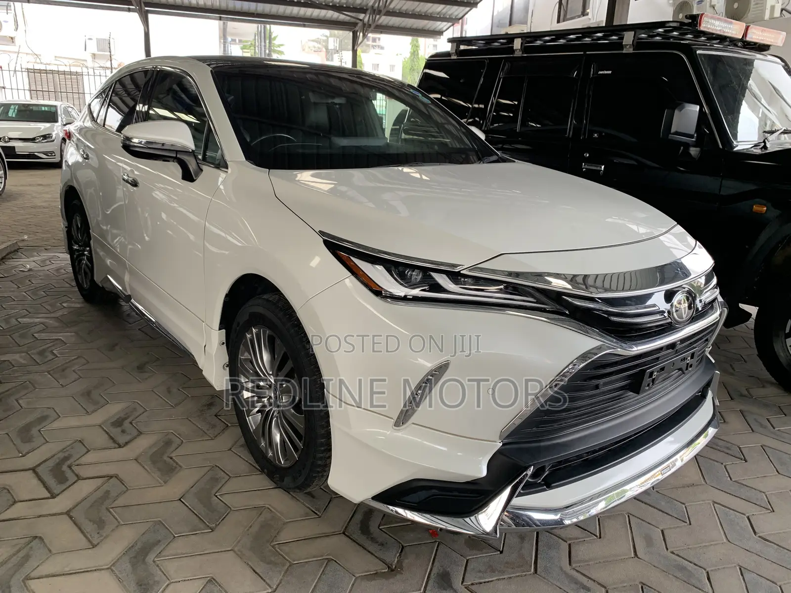 Toyota Harrier 2.0 4WD 2020 Pearl