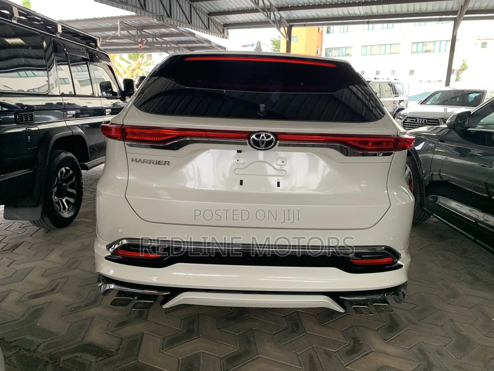 Toyota Harrier 2.0 4WD 2020 Pearl