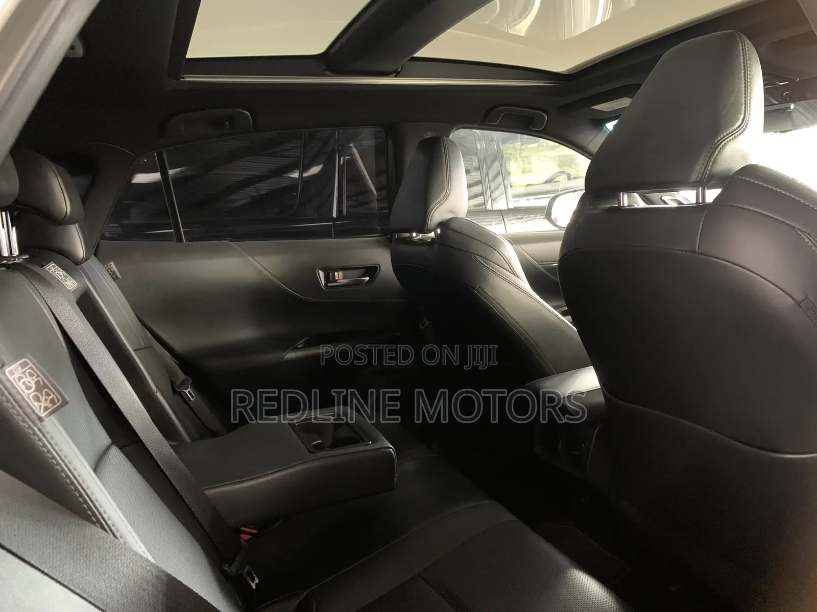 Toyota Harrier 2.0 4WD 2020 Pearl