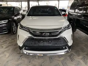 Toyota Harrier 2.0 4WD 2020 Pearl