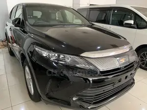 Toyota Harrier 2.0 2018 Black