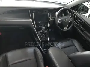 Toyota Harrier 2.0 2018 Black