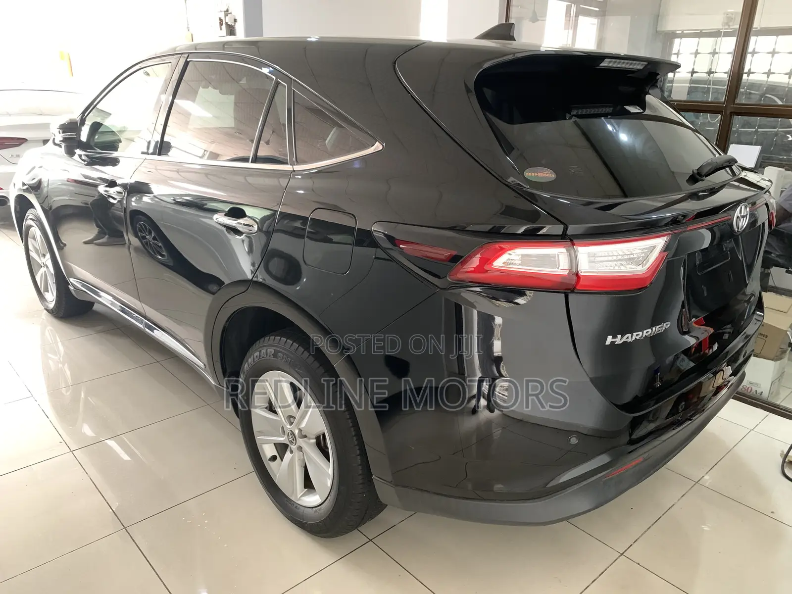 Toyota Harrier 2.0 2018 Black