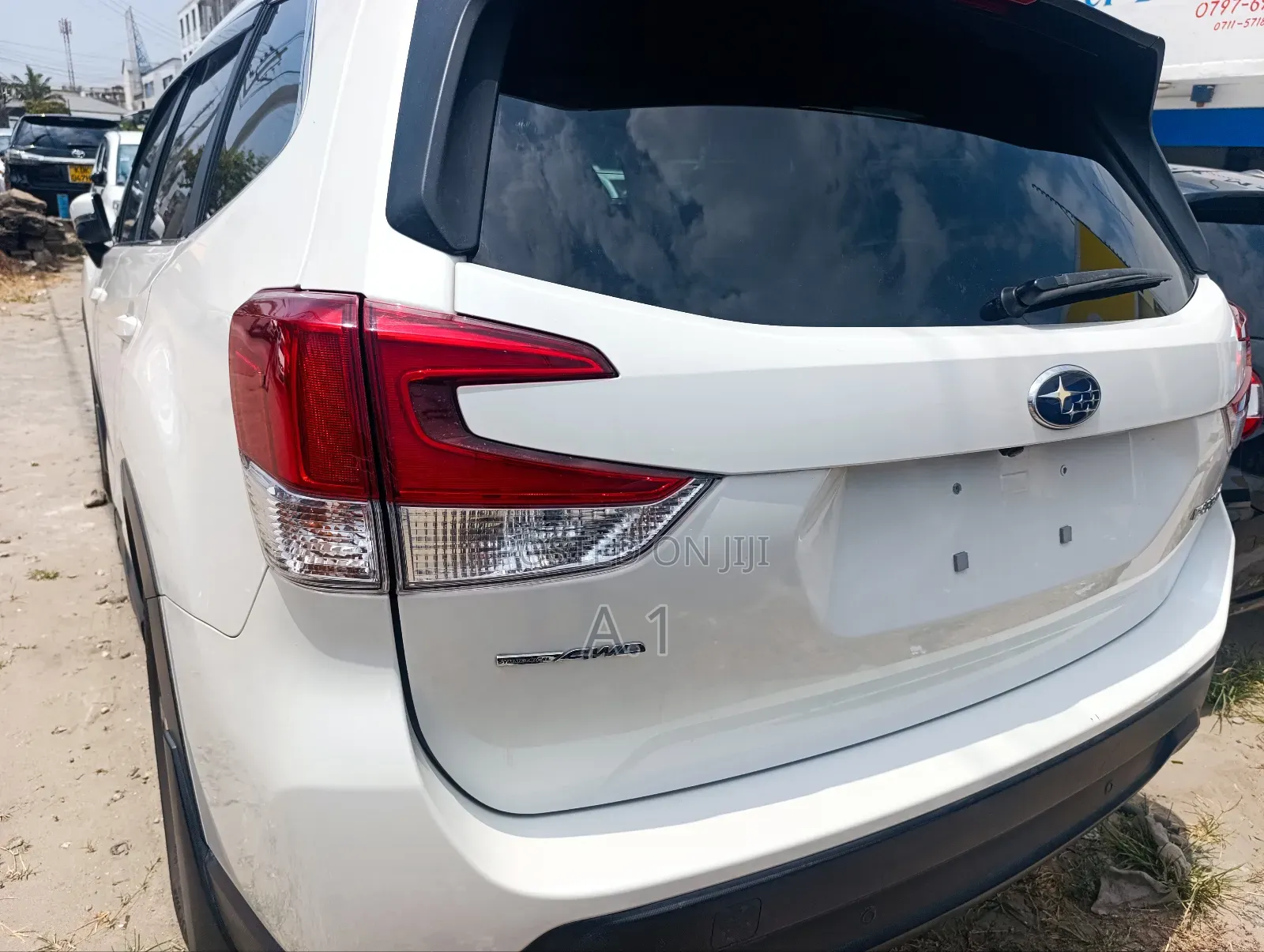 Subaru Forester 2019 White