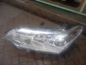 Fielder 165 Headlight Non Zenon