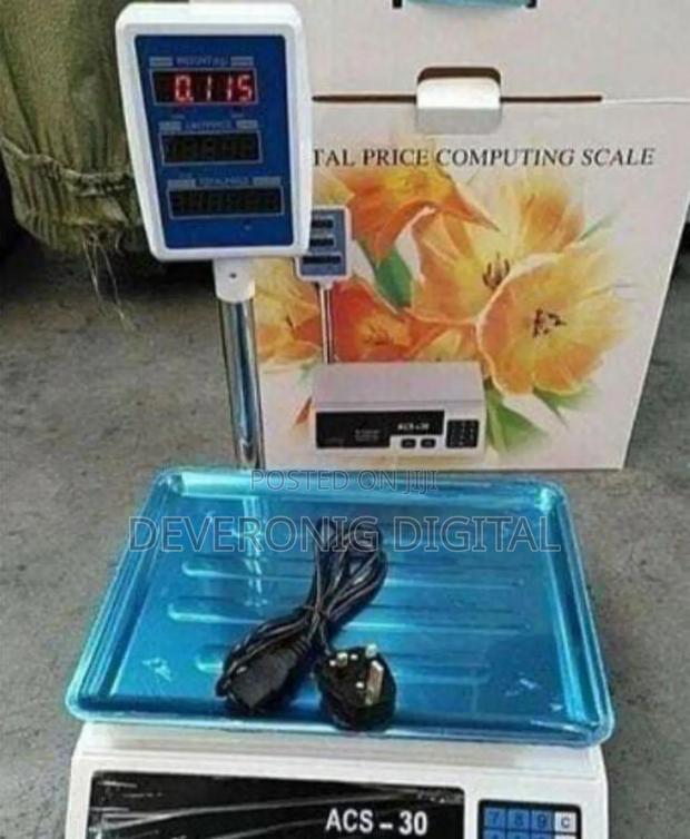 *Digital Heavy Duty Computing Scale With Arm* - main view