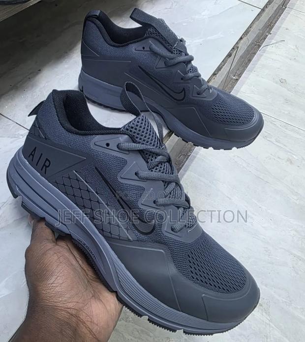 Nike Runners - main view