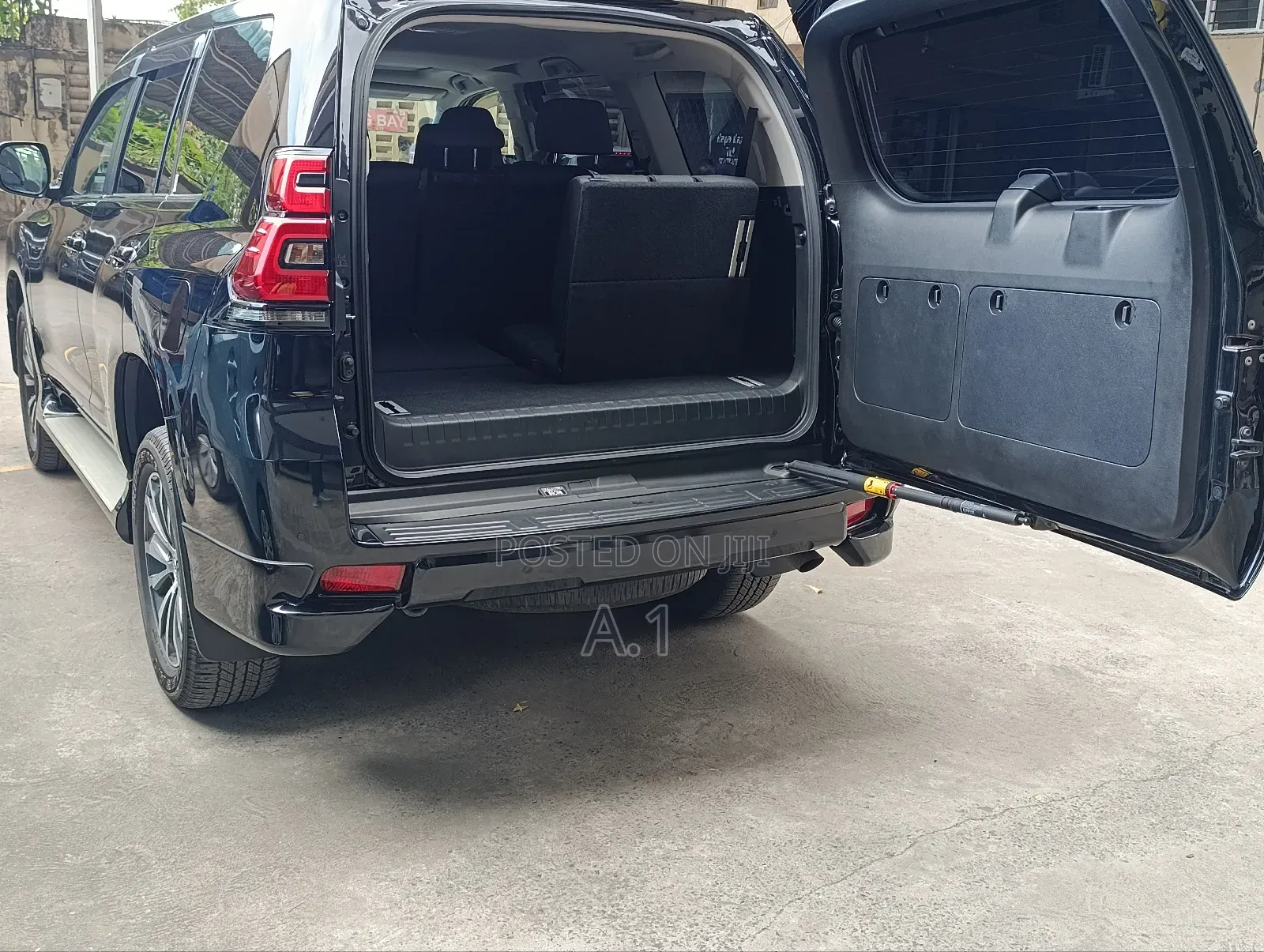 Toyota Land Cruiser Prado 2019 Black