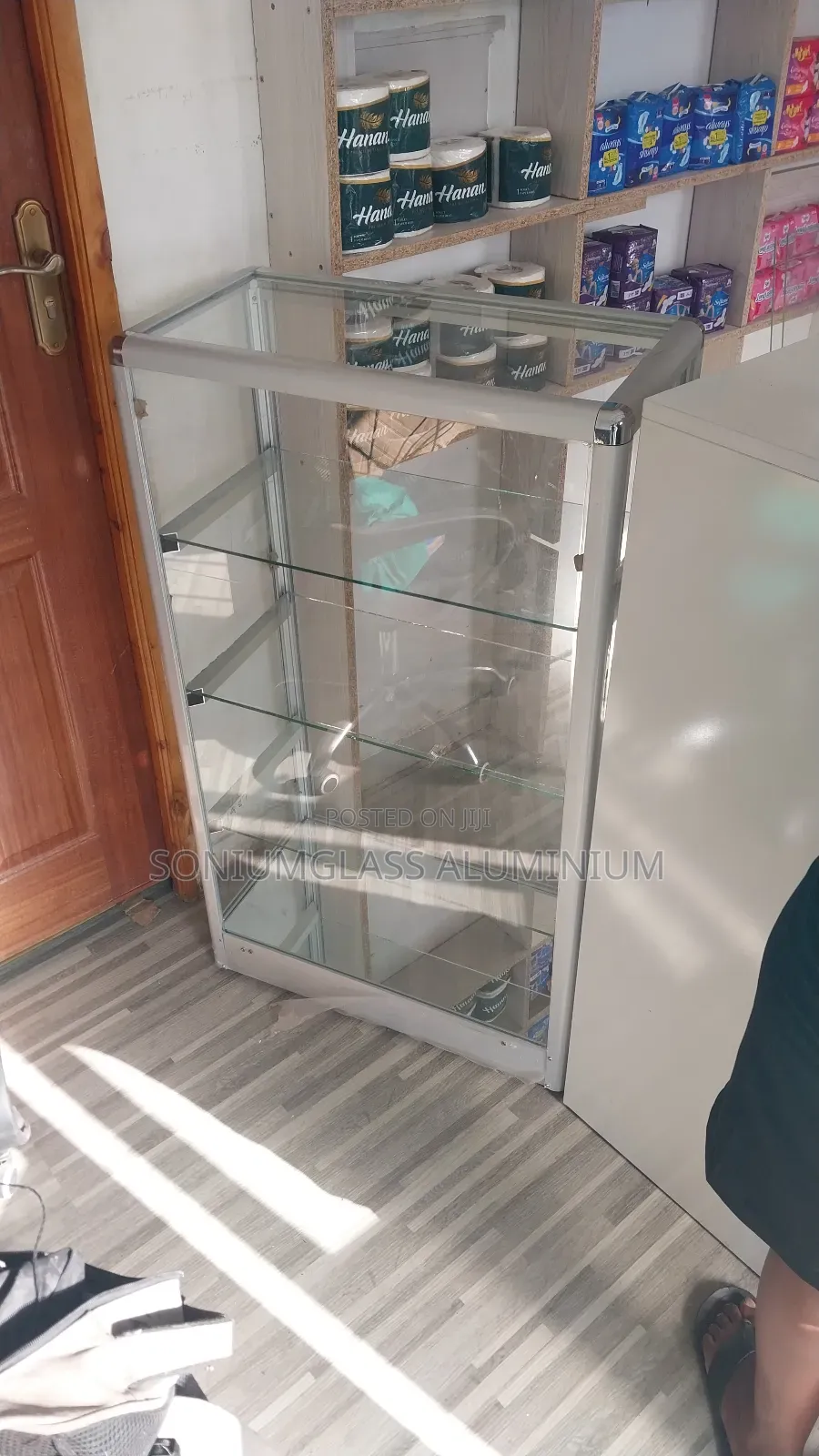Shelves Glass