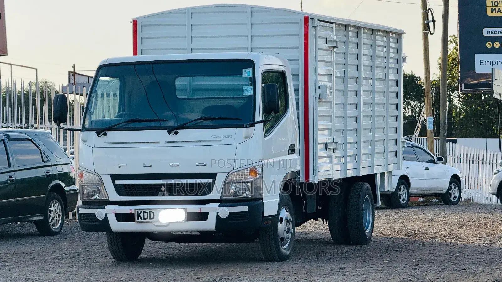 Mitsubishi Canter Fe84 2020 White