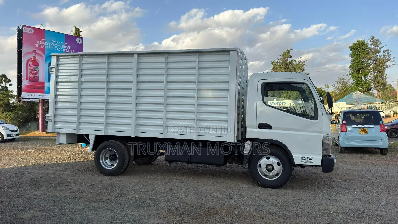 Mitsubishi Canter Fe84 2020 White