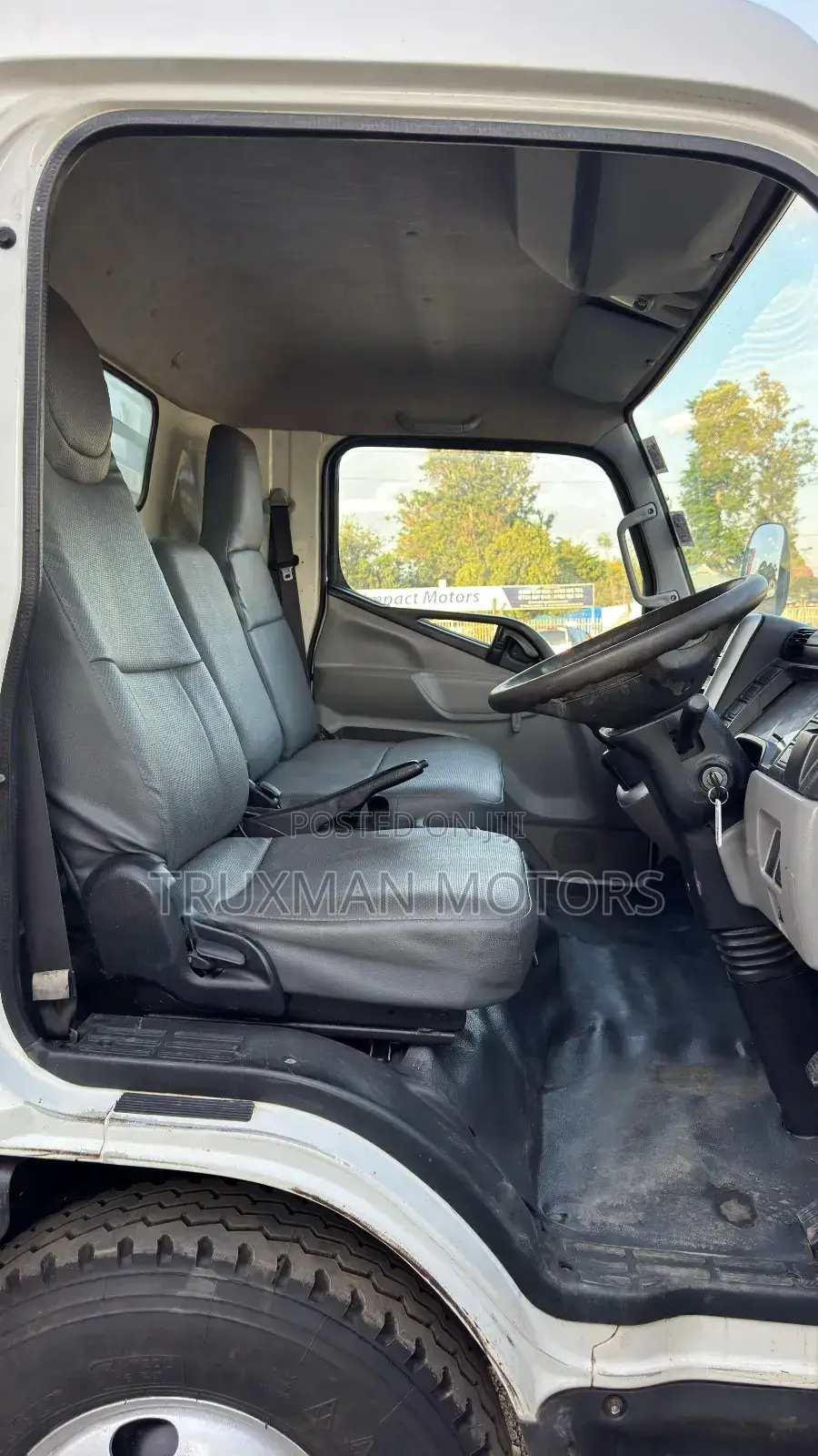 Mitsubishi Canter Fe84 2020 White