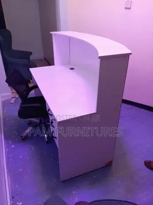Modern Curved Reception Desk