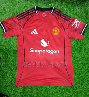 Manchester United Jersey + Printing - thumbnail 2