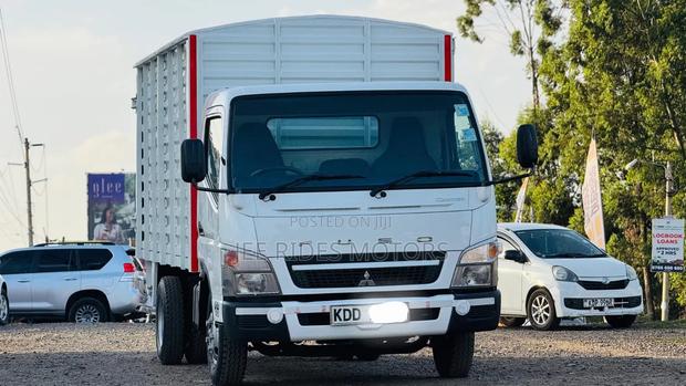 Mitsubishi Canter Fe84 2020 Local - thumbnail 6