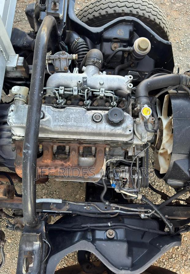 Mitsubishi Canter Fe84 2020 Local - thumbnail 8