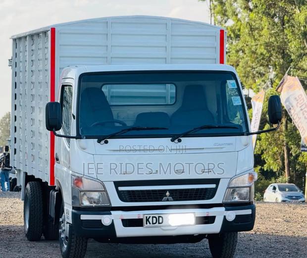 Mitsubishi Canter Fe84 2020 Local - thumbnail 15