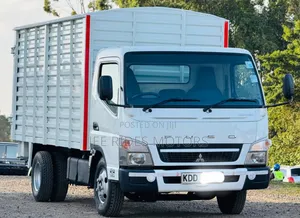 Mitsubishi Canter Fe84 2020 Local