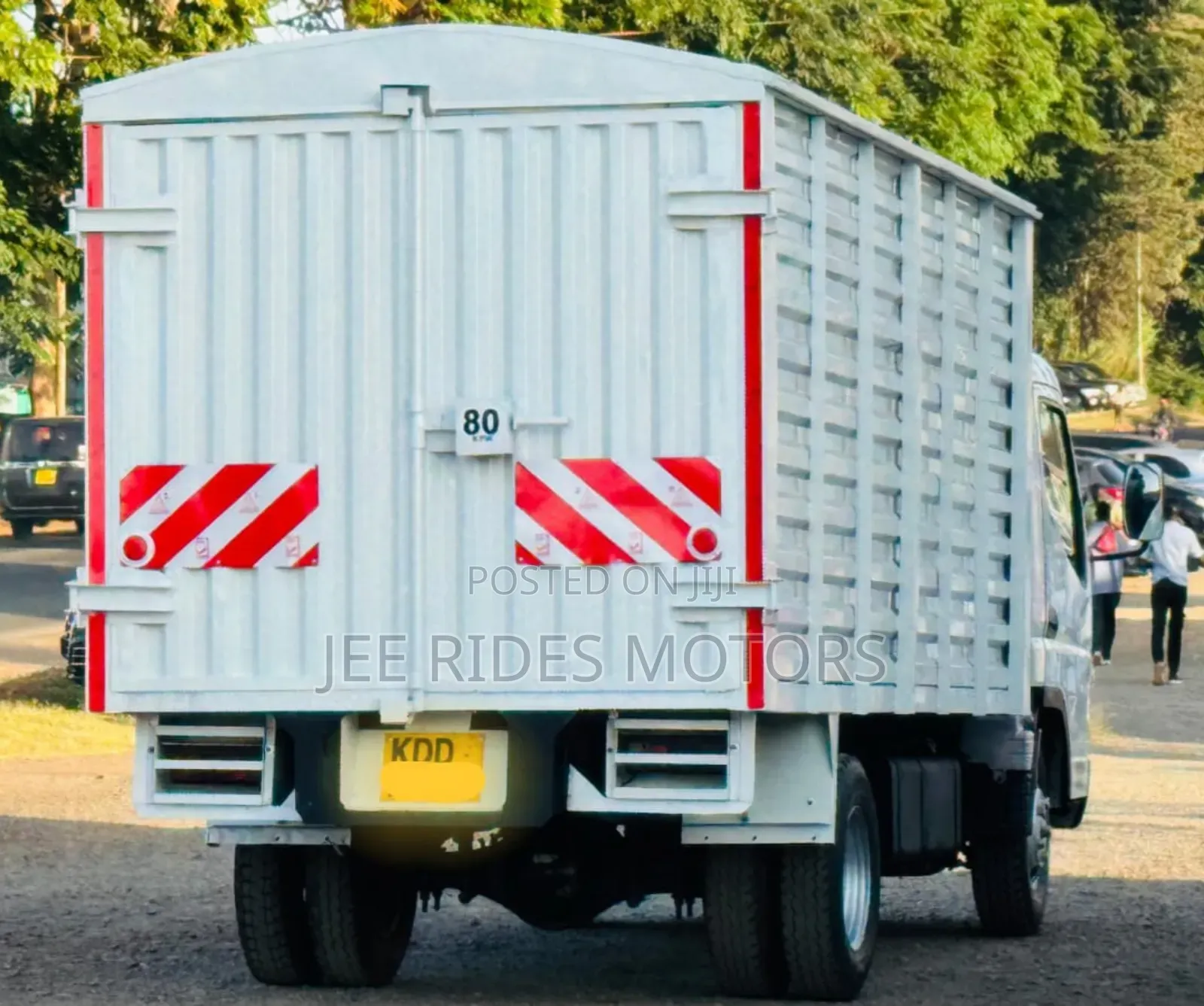 Mitsubishi Canter Fe84 2020 Local