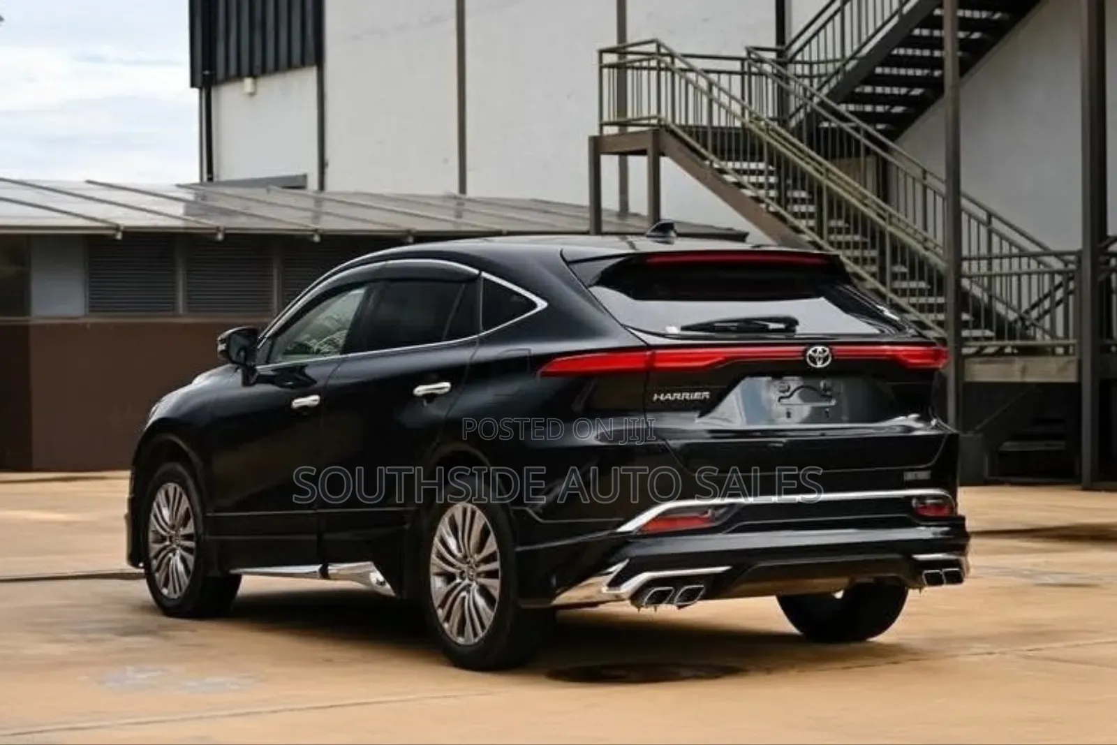 Toyota Harrier 2.0 2020 Black