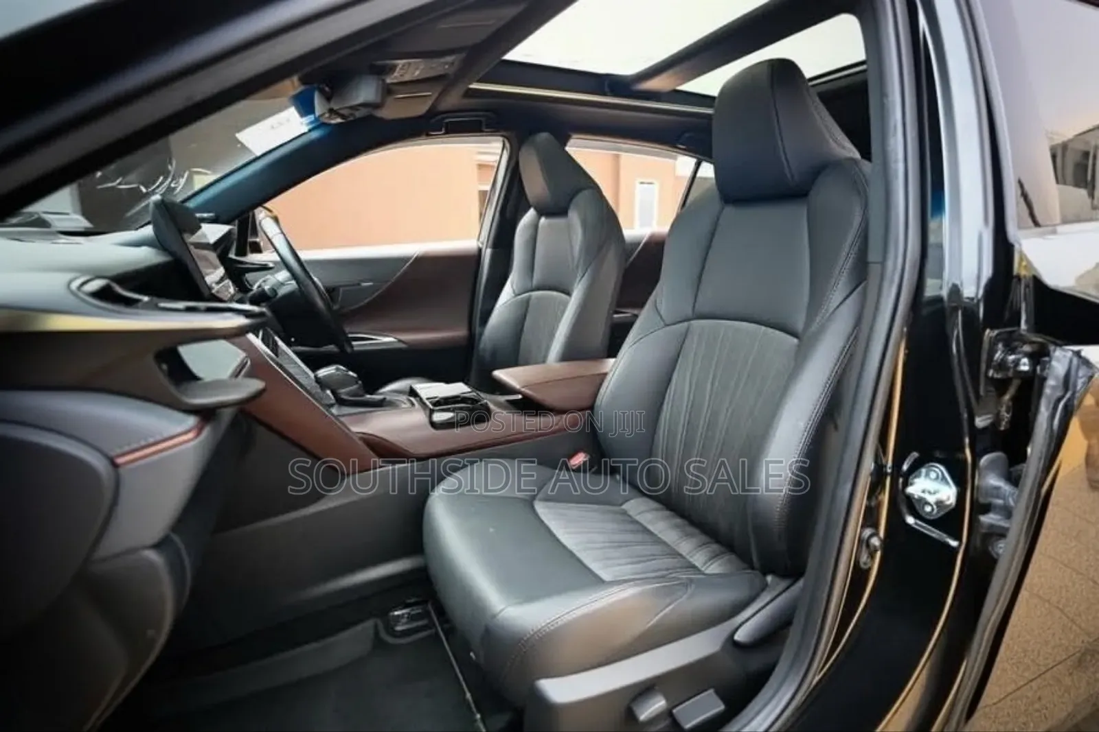 Toyota Harrier 2.0 2020 Black