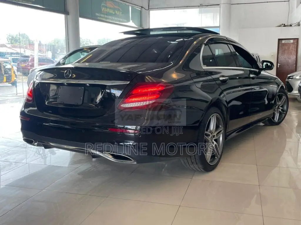 Mercedes-Benz E300 2019 Black