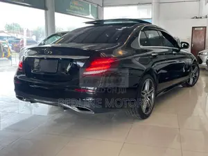 Mercedes-Benz E300 2019 Black