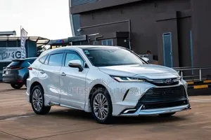 Toyota Harrier 2.0 2020 White