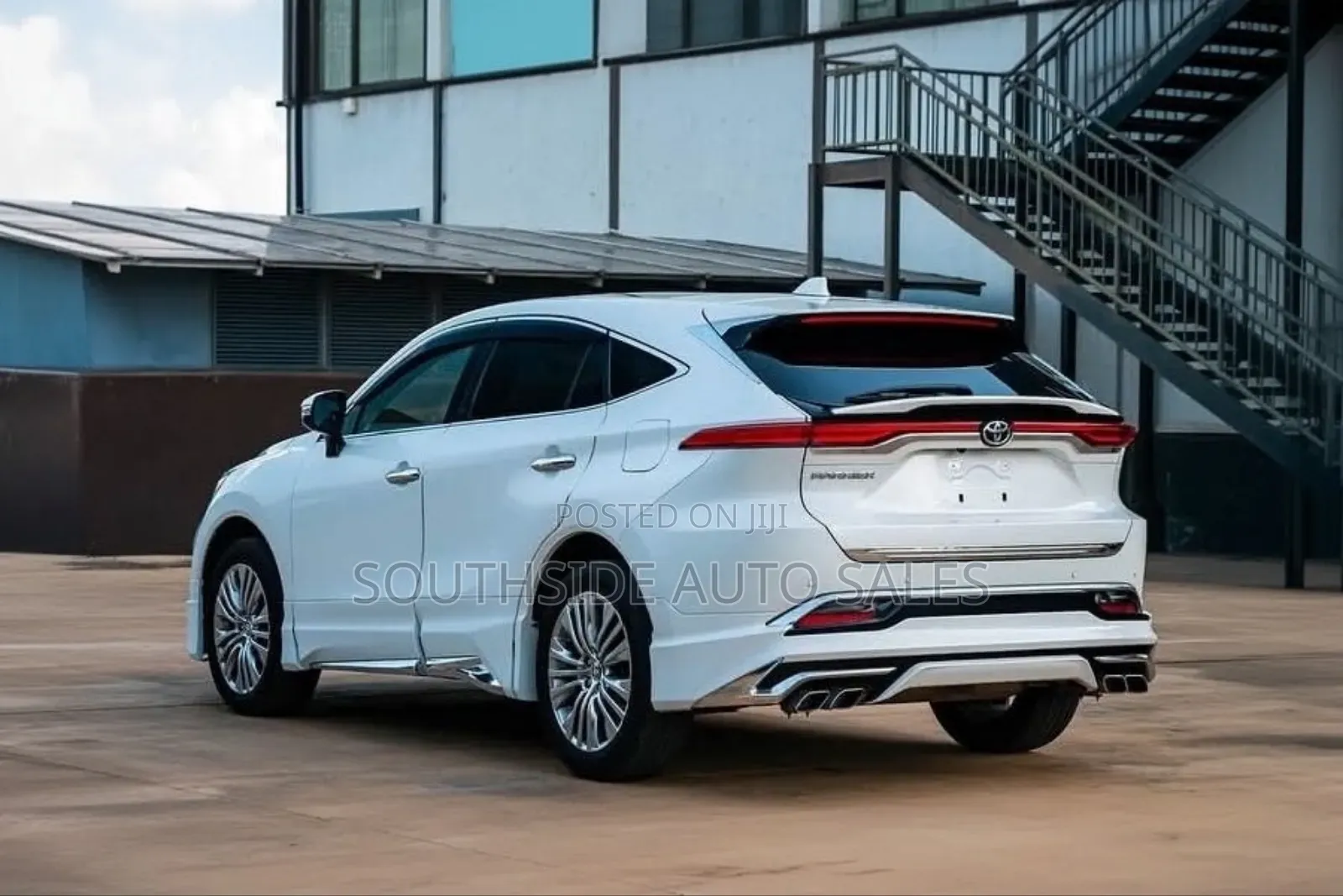Toyota Harrier 2.0 2020 White