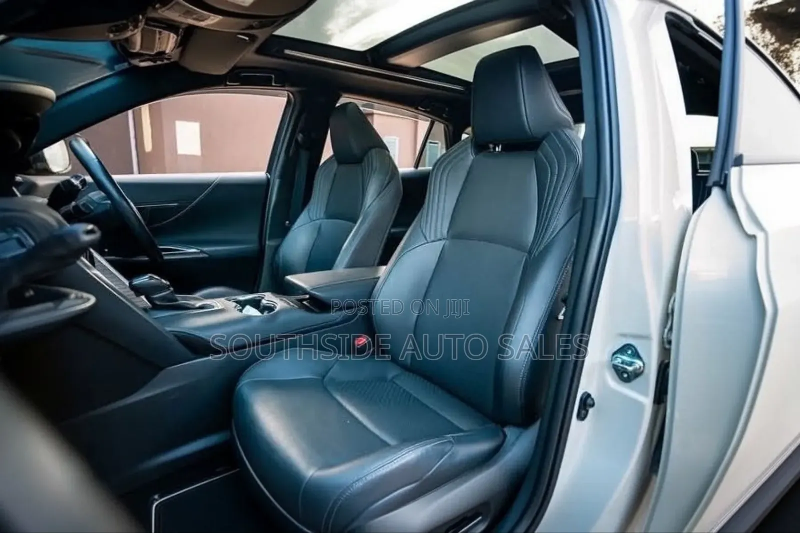 Toyota Harrier 2.0 2020 White