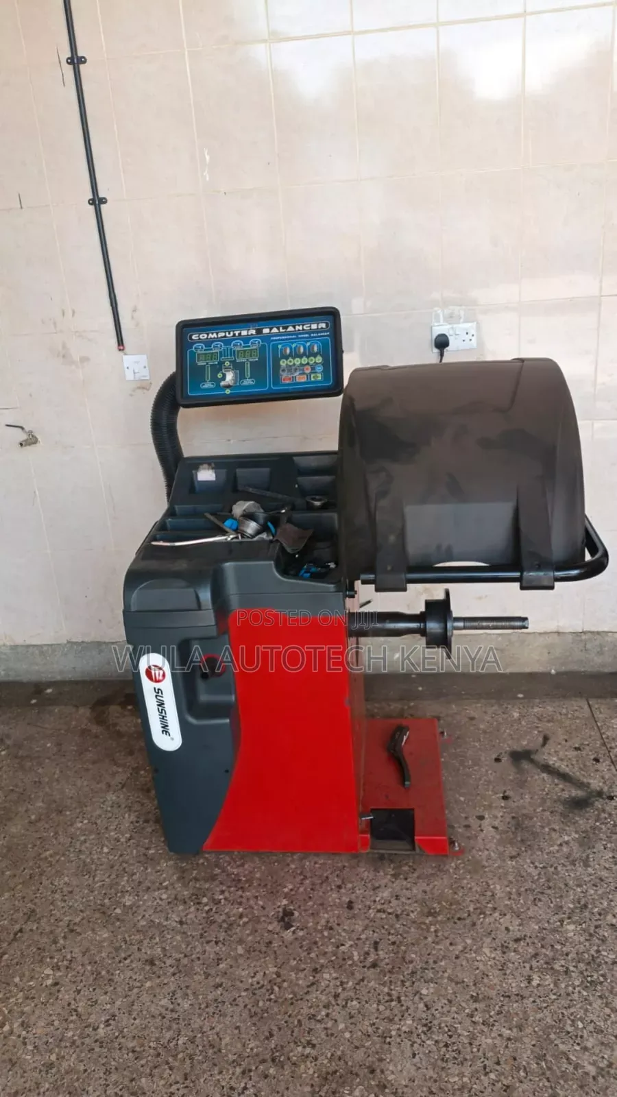 Heavy Commercial Wheel Balancer S828 Sunshine Italy