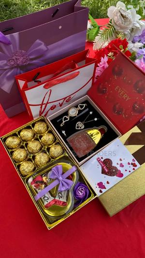 Ladies Valentines Gift Set - thumbnail 2