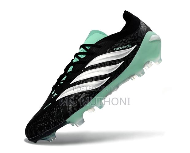 Adidas Predator Soccer Cleat Featuring "Hanostrike" Technology. - thumbnail 4