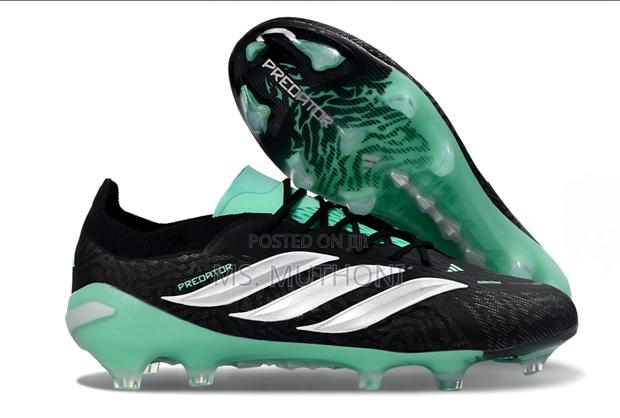 Adidas Predator Soccer Cleat Featuring "Hanostrike" Technology. - thumbnail 3