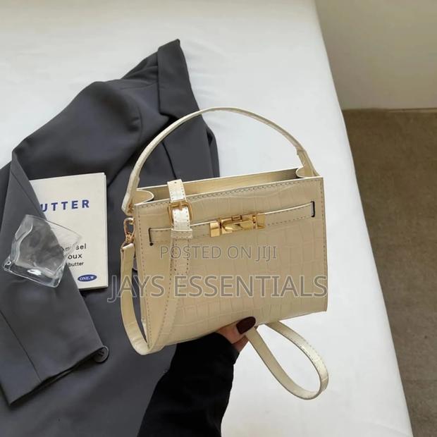 Luxe Sling Bags - thumbnail 5