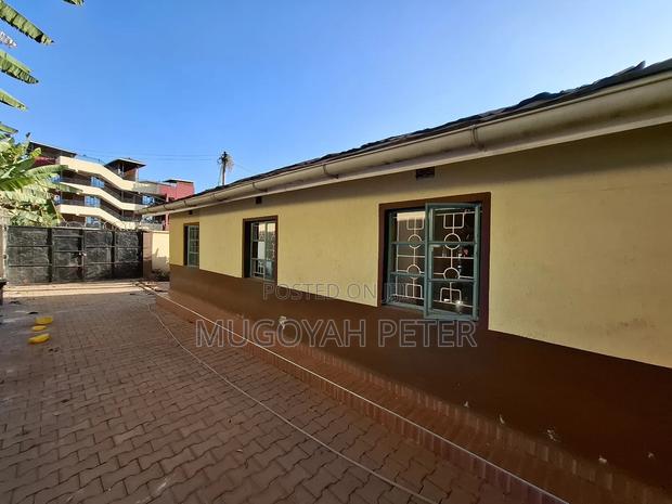 3bdrm Bungalow in Uthiru for rent - thumbnail 4